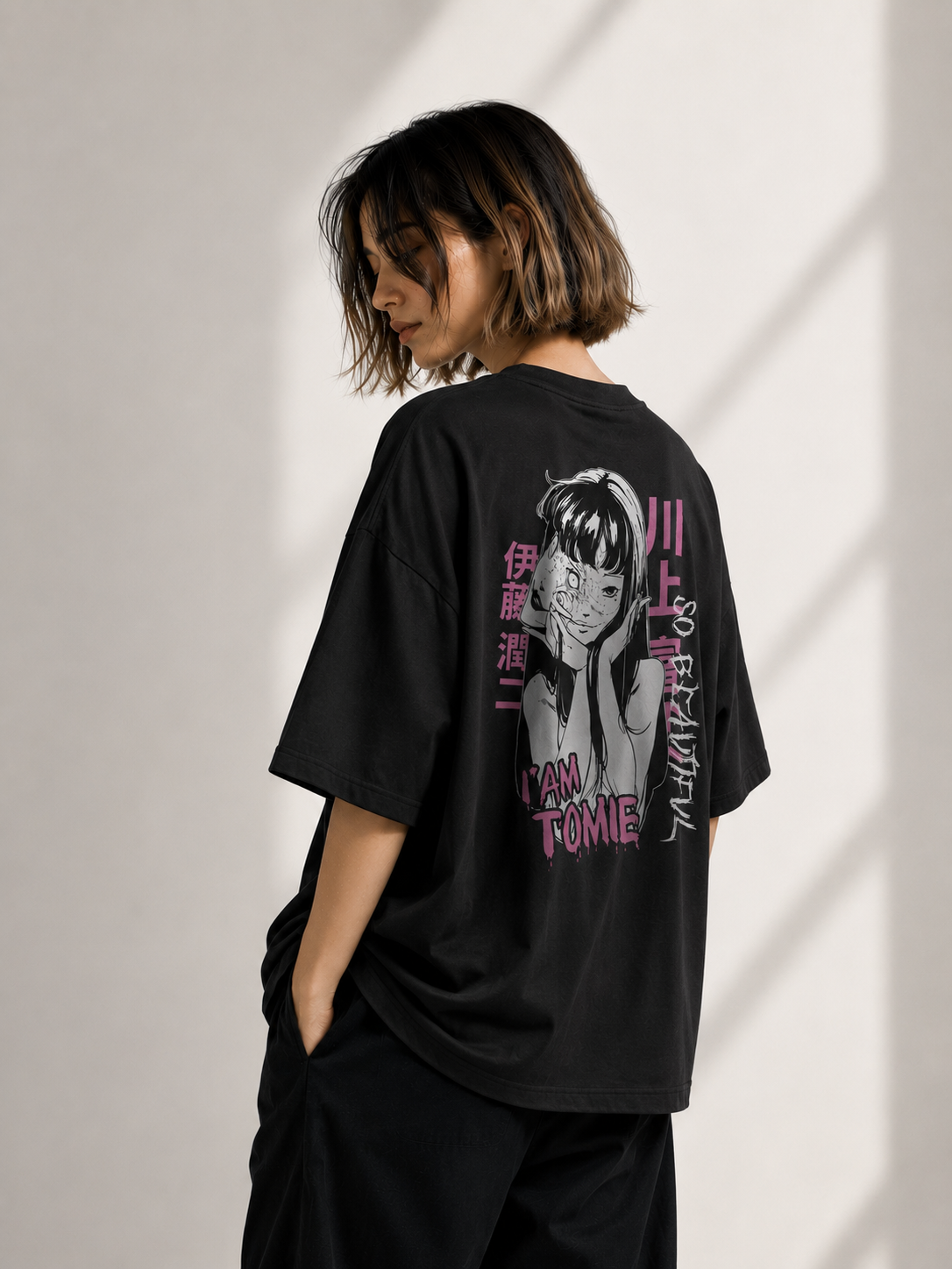 Klyra Tomie - Black Manga Tee